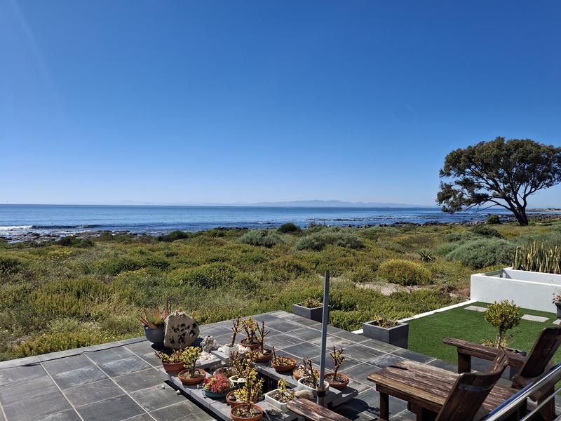 5 Bedroom Property for Sale in Sandy Point Western Cape